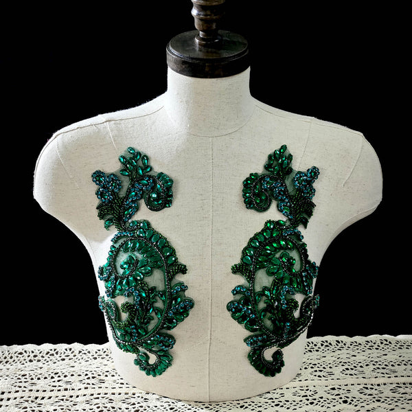 Charm Emerald Beaded Applique